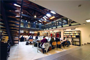 意大利特爾尼“朱立奧·布里齊阿爾第”高等音樂研究院