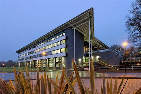 英國(guó)華威大學(xué)